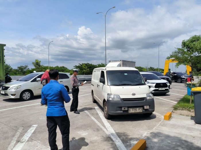 Operasi Keselamatan Batas Kecepatan di Ruas Tol Ngawi-Kertosono, 15 Kendaraan Diperiksa