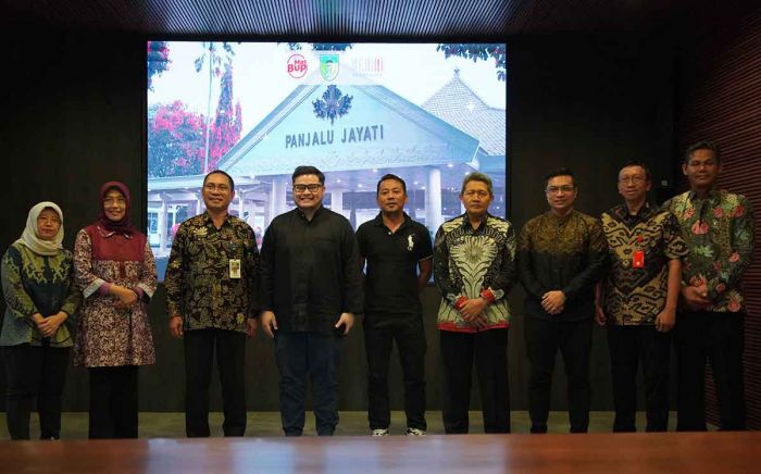 Bupati Kediri Dukung Investasi Sapi Perah IBS Farm Bupati Kediri Dukung Investasi Sapi Perah IBS Farm