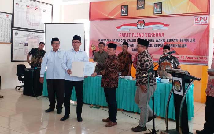 KPU Bangkalan Tetapkan Abdul Latif-Mohni sebagai Bupati dan Wabup Terpilih