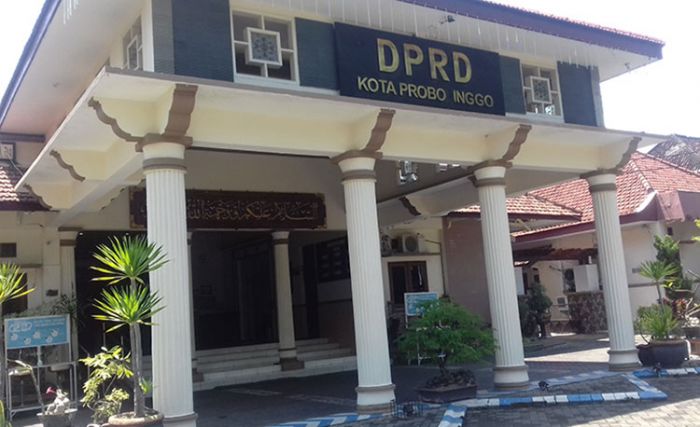 ​Kunker di Kota Probolinggo, DPRD Kabupaten Malang Balik Kucing