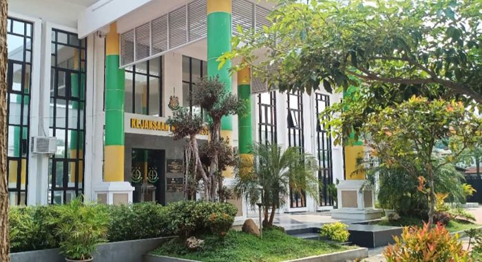 Kejari Gresik Tahan Pegawai DPUTR Tersangka Penganiayaan
