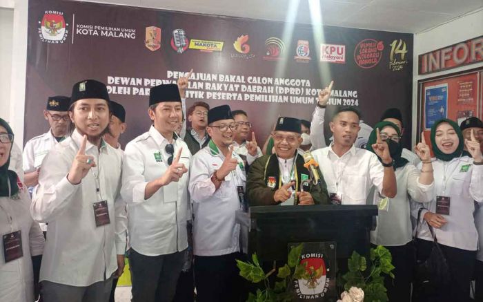 Targetkan 12 Kursi, DPC PKB Kota Malang Daftarkan 45 Bacaleg ke KPU