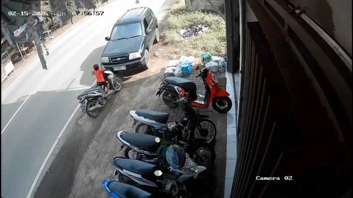 Terekam CCTV, Bocah 7 Tahun Tewas Tertabrak di Jalur Pasuruan-Bromo