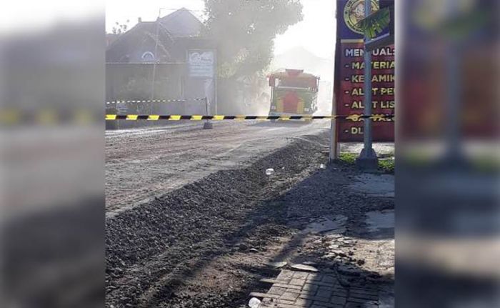 Ganggu Kesehatan, ​Warga Tanjung Kedamean Keluhkan Debu Proyek Jalan Akses Tol KLBM