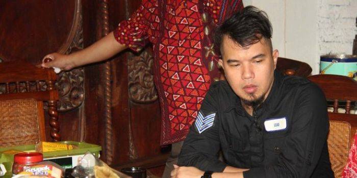 Ahmad Dhani Maki Pilot Garuda Indonesia Karena Ketinggalan Pesawat