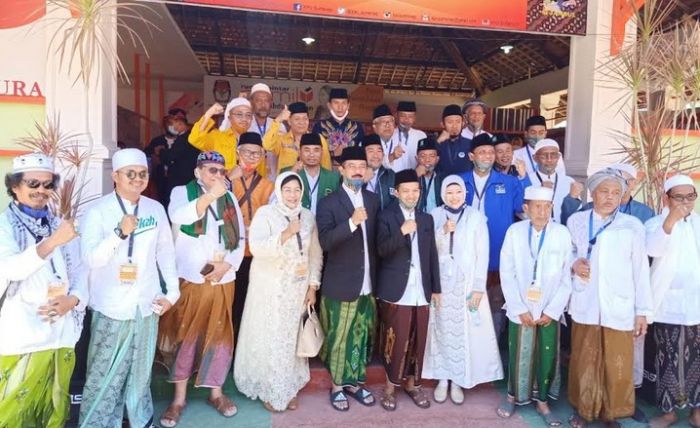 Paslon Fattah Jasin-KH. Ali Fikri Daftar ke KPU Sumenep