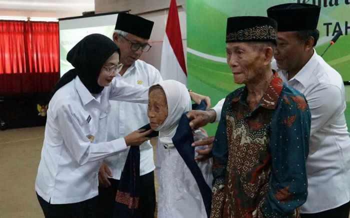 Wali Kota Kediri Lepas 240 Jemaah Calon Haji Wali Kota Kediri Lepas 240 Jemaah Calon Haji