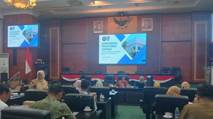 DPRD Jombang Bahas Raperda Perlindungan Guru dan Tenaga Kependidikan