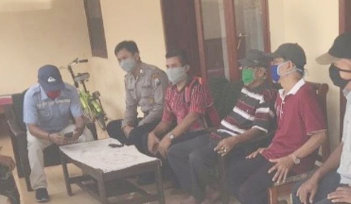 ​PT BJB Kota Probolinggo Kembali Sumbangkan Beras dan Masker ke Warga Terdampak Covid-19