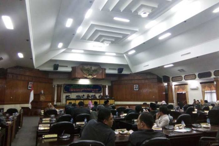 Pemkab Tuban segera Berlakukan Parkir Berlangganan