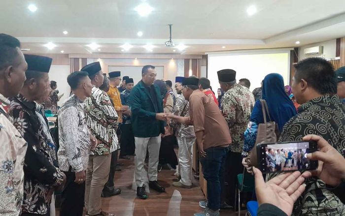 Dilarang Bupati Berpolitik, Kades di Situbondo Bilang Begini