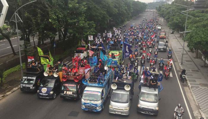 3.736 Personel Diterjunkan saat Peringatan May Day 2025 di Surabaya 3.736 Personel Diterjunkan saat Peringatan May Day 2025 di Surabaya