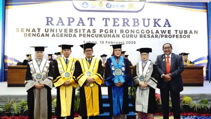 Kukuhkan Tiga Guru Besar Baru, Unirow Tuban Kini Miliki Lima Profesor