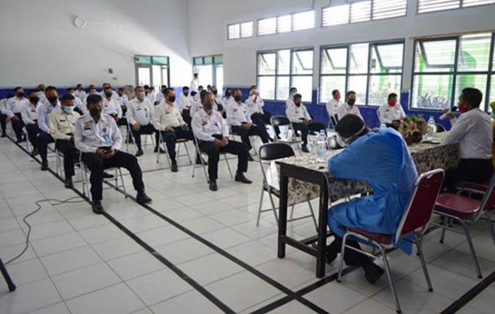 Cegah Klaster Baru, Petugas Lapas Tuban Jalani Rapid Test