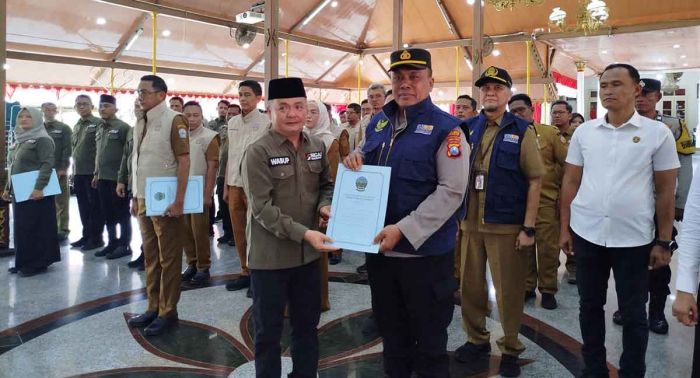 Wakil Bupati Bangkalan Serahkan SK PPPK Tahap II Wakil Bupati Bangkalan Serahkan SK PPPK Tahap II