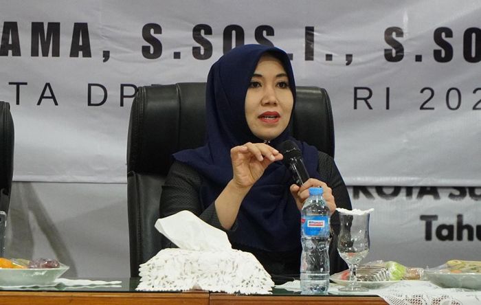 Ratusan Buruh Plywood Jombang Terkena PHK Jelang Lebaran, Ning Lia Soroti Mitigasi Risiko Industri