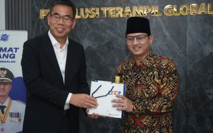 Bupati Trenggalek Teken Kerja Sama dengan Universitas Gyeongnam Namhae Korsel Bupati Trenggalek Teken Kerja Sama dengan Universitas Gyeongnam Namhae Korsel