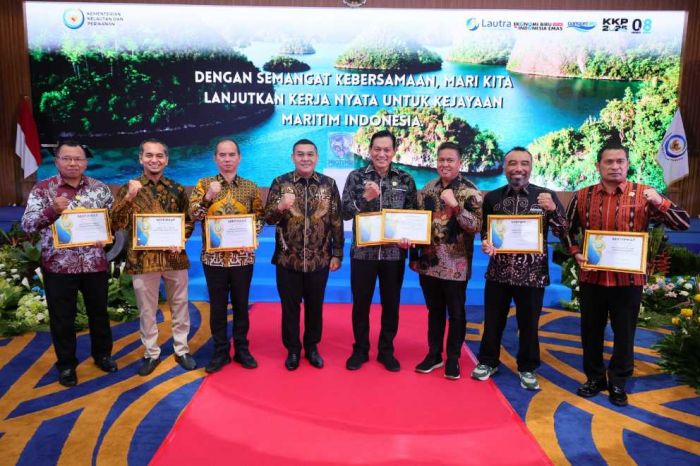Kementerian ATR BPN Terima 8 Penghargaan dari KKP atas Sertifikasi Pulau-Pulau Kecil
