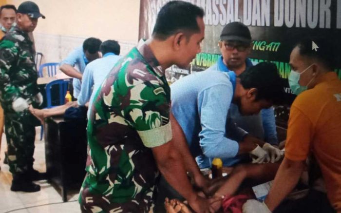 Di Festival Pesisir 3, Kodim 0827/Sumenep Gelar Bakti Sosial