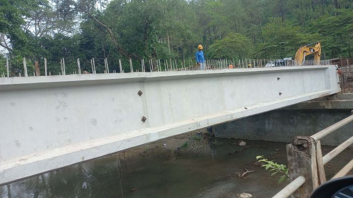 Pemkab Mojokerto Terus Bangun dan Lakukan Perbaikan Jembatan Guna Akses Berobat Masyarakat