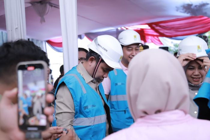 Warga Dusun Bandealit Tempurejo Akhirnya Rasakan Listrik, Ini Pesan Bupati Jember