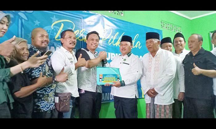 Pilwali Blitar 2020, Giliran Henry Anwar Kembalikan Formulir