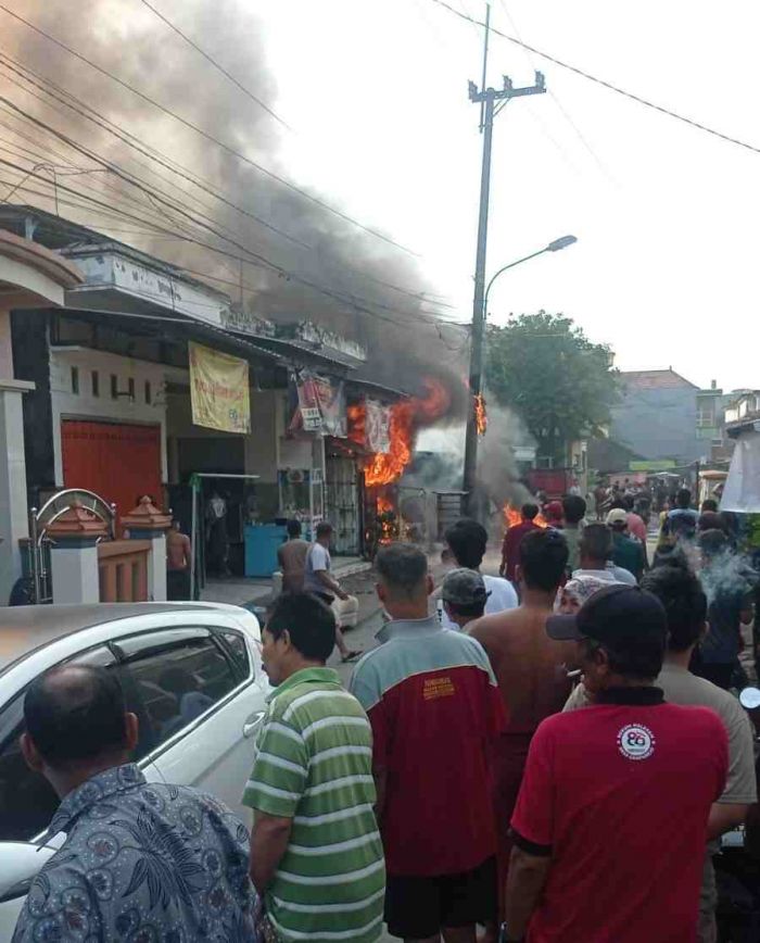 Pom Mini di Desa Campurejo Terbakar, Korban Alami Luka Bakar dan Kerugian Rp 150 Juta