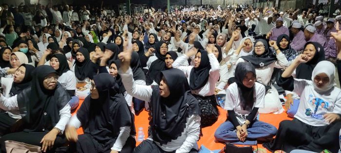 Seru! 1.500 Relawan Bara-Rizal dan Khofifah Emil Ikuti Pelatihan Saksi di Tempat Abah Ghafur 