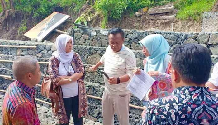 Penyelesaian Jalan Ambles di Km 226 Dengok Perbatasan Pacitan, Dipastikan Molor