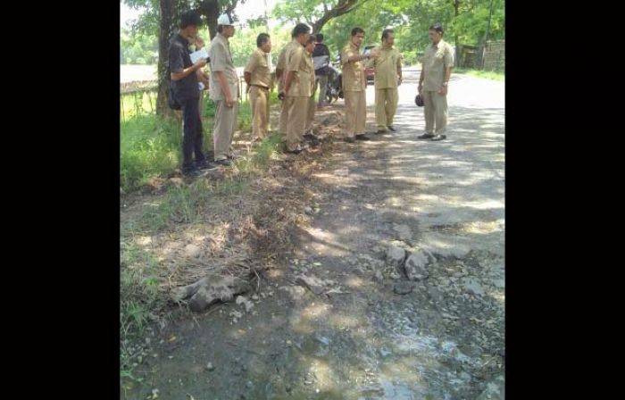 Jelang Lebaran, Jalan Rusak di Nganjuk Tak Diperbaiki