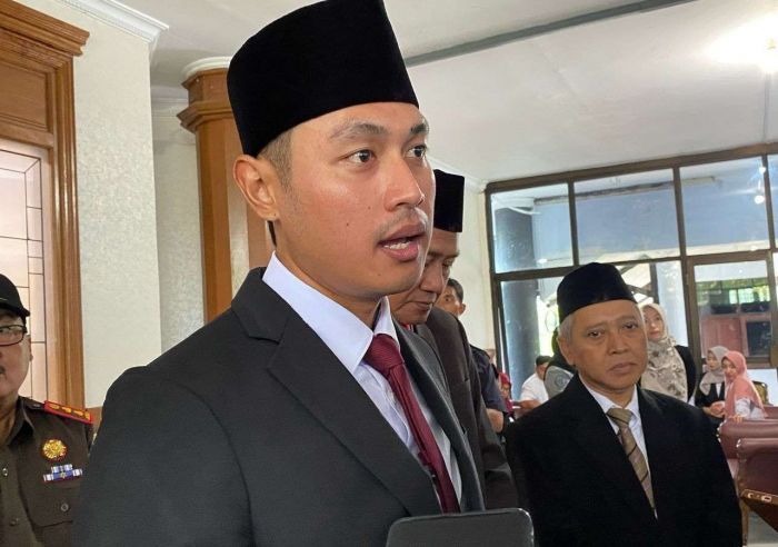 Bupati Tuban Sebut 4 Dapur Sehat yang Bakal Beroperasi untuk MBG Perdana Bupati Tuban Sebut 4 Dapur Sehat yang Bakal Beroperasi untuk MBG Perdana