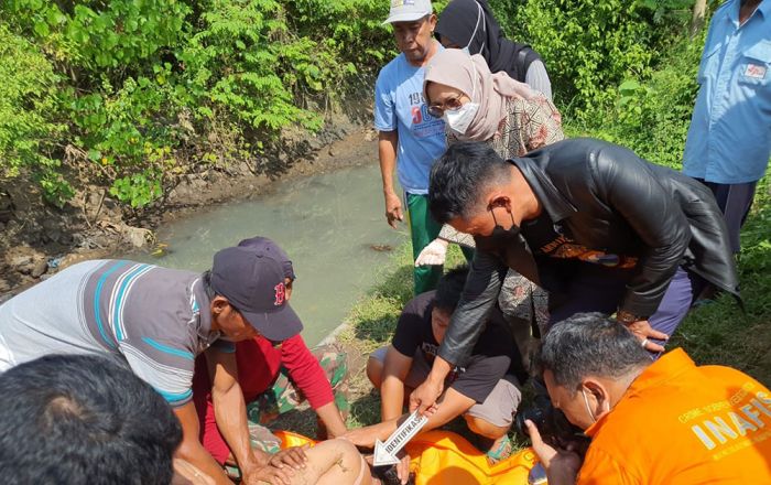 Pulang dari Sawah, Seorang Wanita di Jombang Ditemukan Mengambang di Sungai