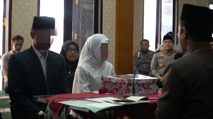 Tahanan Kasus Narkoba Menikah, Disaksikan Kapolres Blitar Tahanan Kasus Narkoba Menikah, Disaksikan Kapolres Blitar