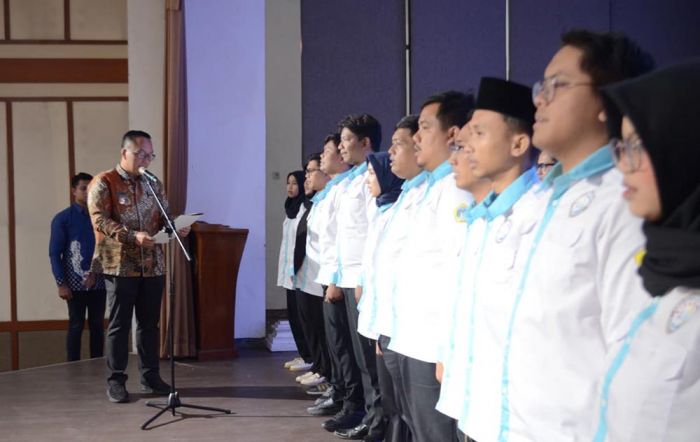 Kukuhkan Pengurus Kipan, Wabup Gresik Ingatkan 25 Desa Masih Kategori Zona Merah Narkoba Kukuhkan Pengurus Kipan, Wabup Gresik Ingatkan 25 Desa Masih Kategori Zona Merah Narkoba