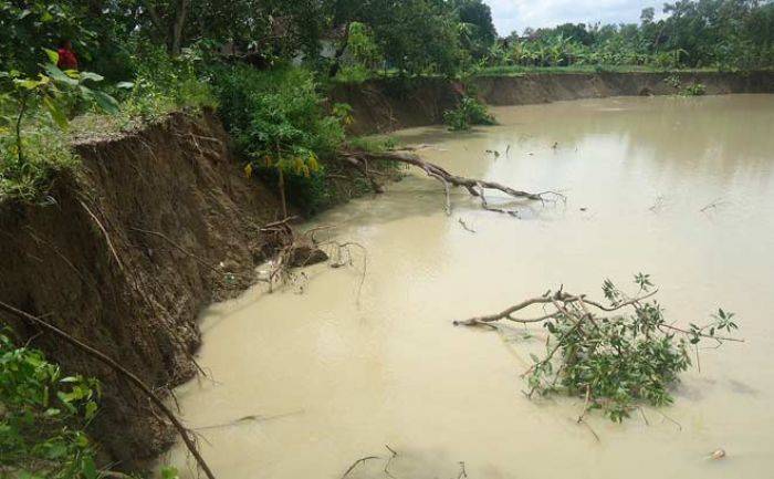 FPBI: 10 Kecamatan di Bojonegoro Rawan Longsor, Mulai Ada Tanda-tandanya