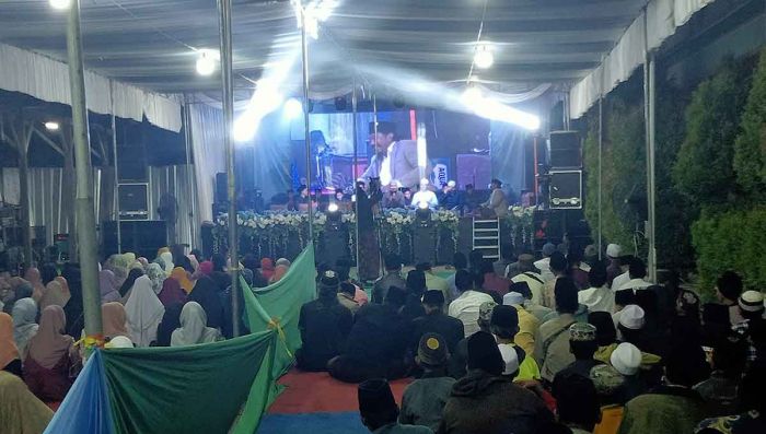 Haul ke-5 KH Subhan Syibromulis Kholili: Mengenang Sosok Ulama Humanis dan Visioner Haul ke-5 KH Subhan Syibromulis Kholili: Mengenang Sosok Ulama Humanis dan Visioner