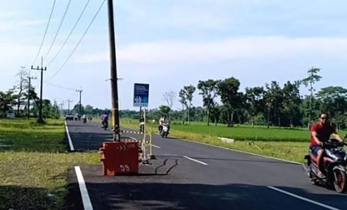 Tiang Listrik di Tengah Jalan di Banyuwangi Makan Korban Jiwa