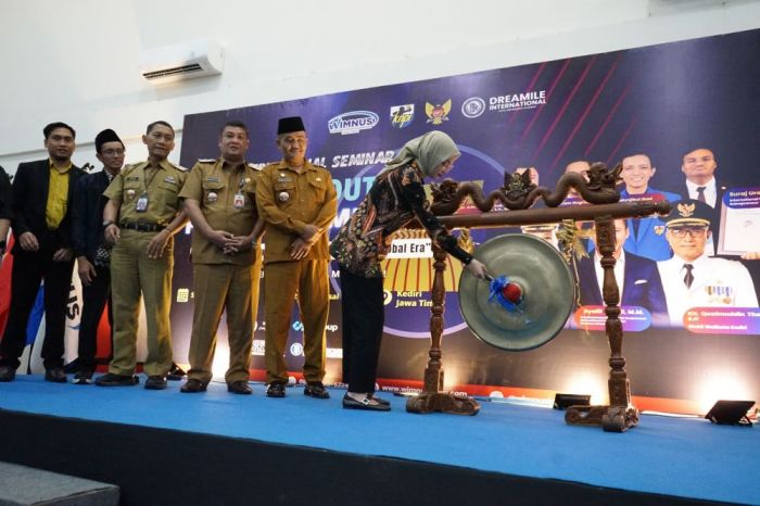 Buka ASEAN Youth Future Summit, Wali Kota Kediri: Pemuda Harus Berani Inovasi