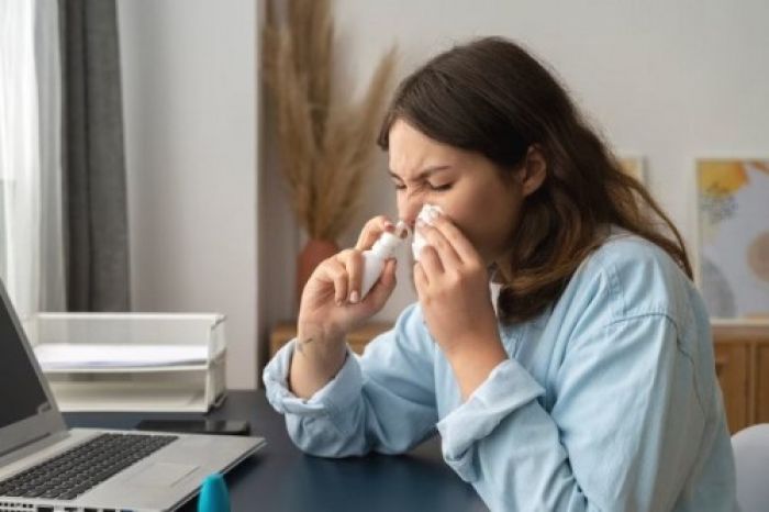 Cara Alternatif Atasi Hidung Tersumbat dengan Larutan NaCl, Simak Manfaat dan Caranya