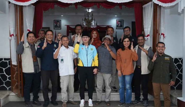 Guru Asal Trenggalek Jadi Nominator Lomba Wana Lestari Nasional Berkat Konservasi Penyu Kili-Kili