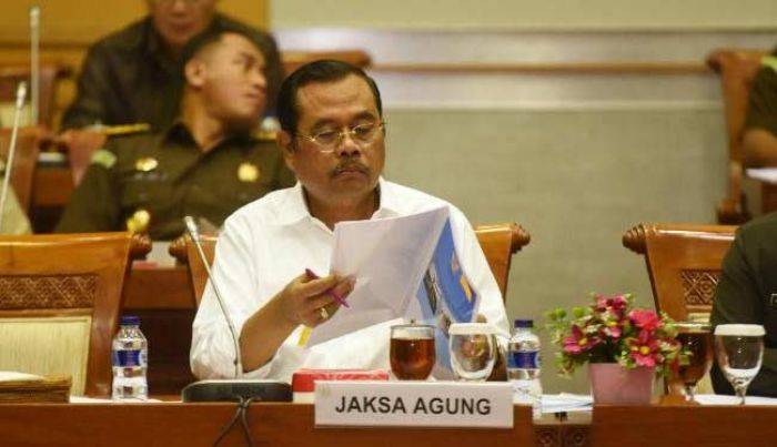 Usut Restitusi Pajak PT Mobile 8, Jaksa Agung Mengaku Diancam Hary Tanoesoedibjo