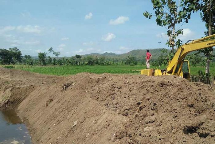 Dianggap Bermasalah, Proyek Normalisasi Kali Anyar Dihentikan Warga