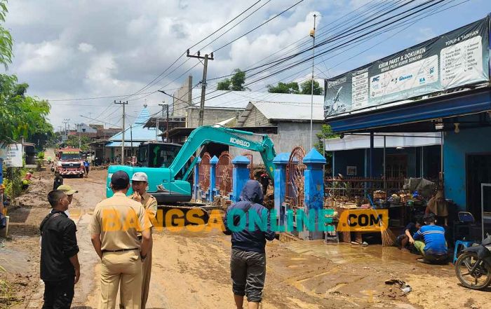 Banjir Banyakan Seret 3 Kendaraan, BPBD Kabupaten Kediri Siapkan Dapur Umum