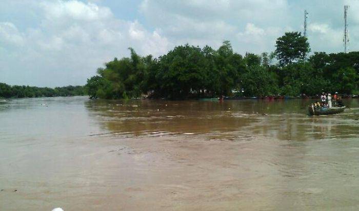 TMA Sungai Bengawan Solo terus Naik, Warga Siap-siap Kebanjiran