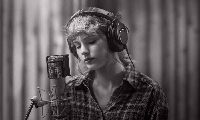 5 Fakta soal Album Folklore Taylor Swift 5 Fakta soal Album Folklore Taylor Swift