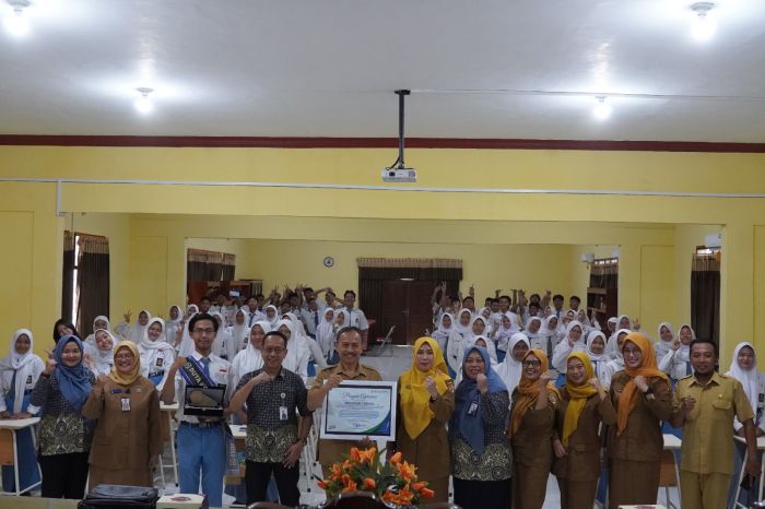 BPJS Kesehatan Mojokerto Gelar Skrining Kesehatan di SMAN 1 Sooko