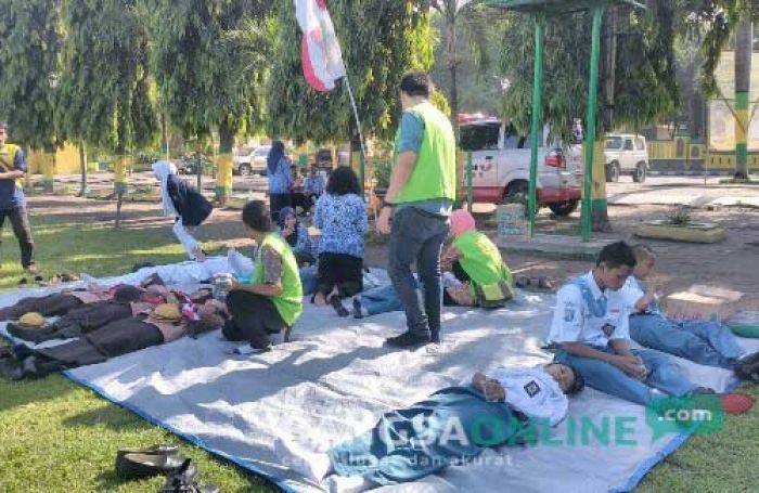 Peringati Hari Kesaktian Pancasila, Belasan Siswa Jombang Tumbang