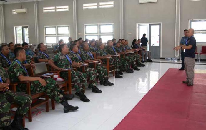 Sebanyak 40 Prajurit TNI AL Menerima Pelatihan Force Protection