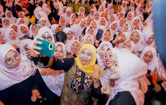 Digawangi Perempuan Muda NU, Aliansi Melati Putih se-Jatim Solid Menangkan Khofifah-Emil