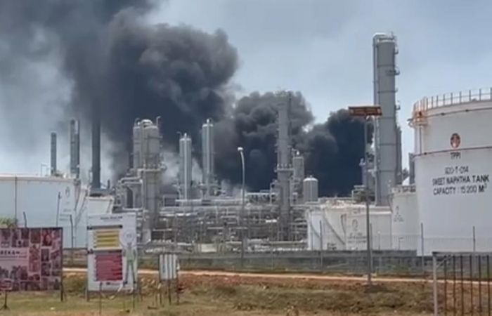 Kilang TPPI Tuban Terbakar, Warga Panik Hingga Sempat Mengungsi Kilang TPPI Tuban Terbakar, Warga Panik Hingga Sempat Mengungsi